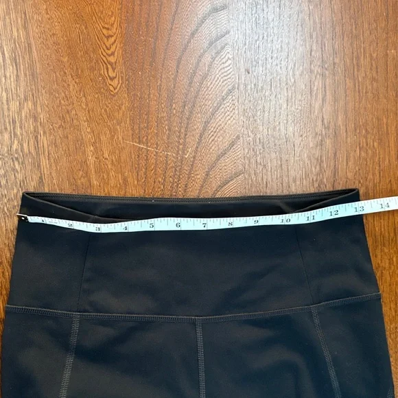 Girlfriend Collective Classic Black Cropped Leggings Medium - Picture 4 of 10